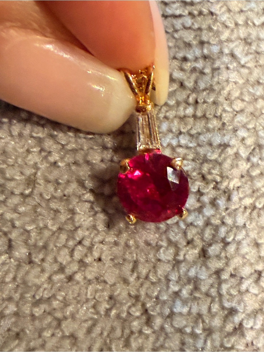 Source Unknown Gold Necklace Pendant with Deep Pink Round Stone